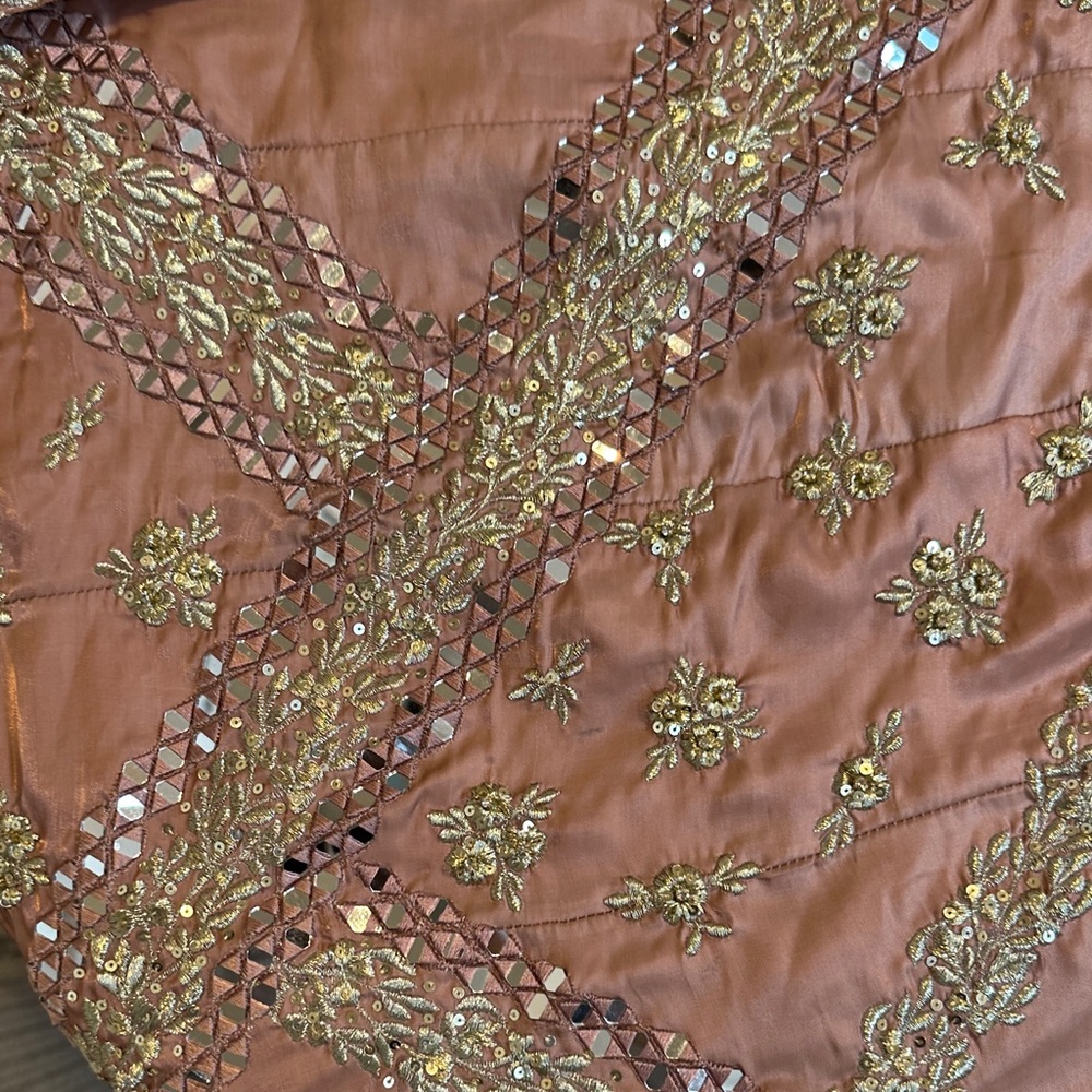 NEW Embroidered Pink Zuria Dor inspired dress - Picture 10 of 13